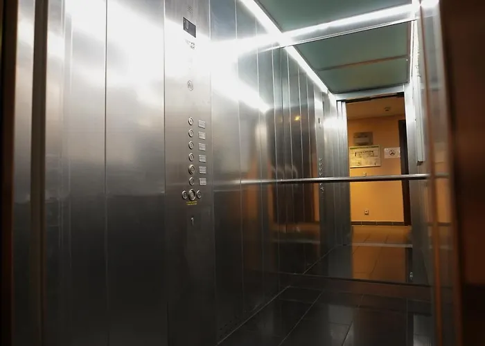 Hotel Lumiere An Der Messe By Ans 4*
