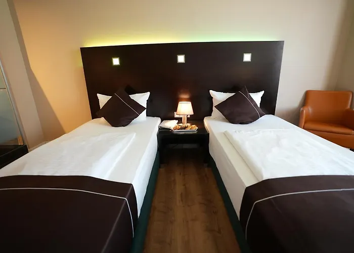 Hotel Lumiere An Der Messe By Ans 4*