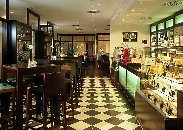 Hotel Lumiere An Der Messe By Ans 4*